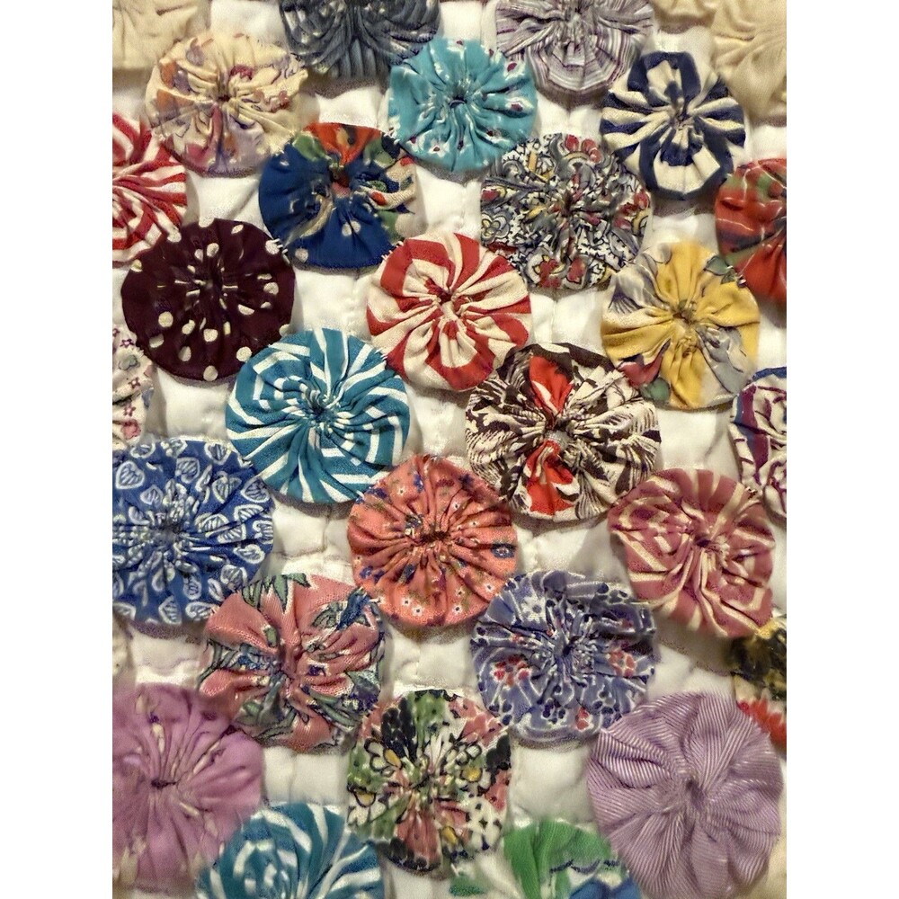 Antique Yo Yo Quilt Diamond Pattern Large Queen/small King 92” X 96” Scalloped - Picture 6 of 16